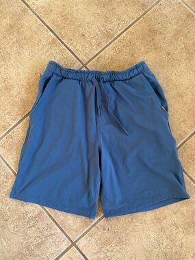 Eddie Bauer Blue Men's Casual Drawstring Shorts S. J042